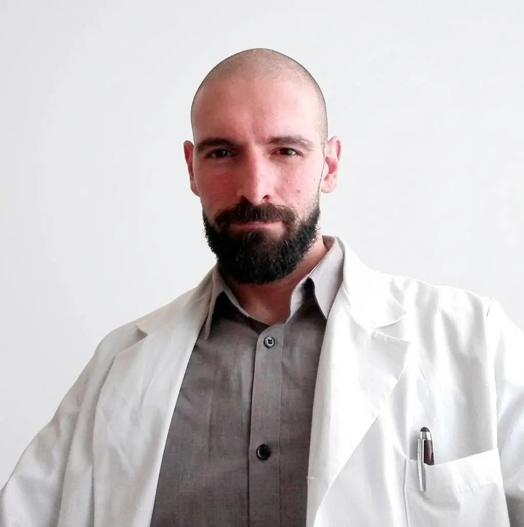 Dr. LORENZO AMBROSINI